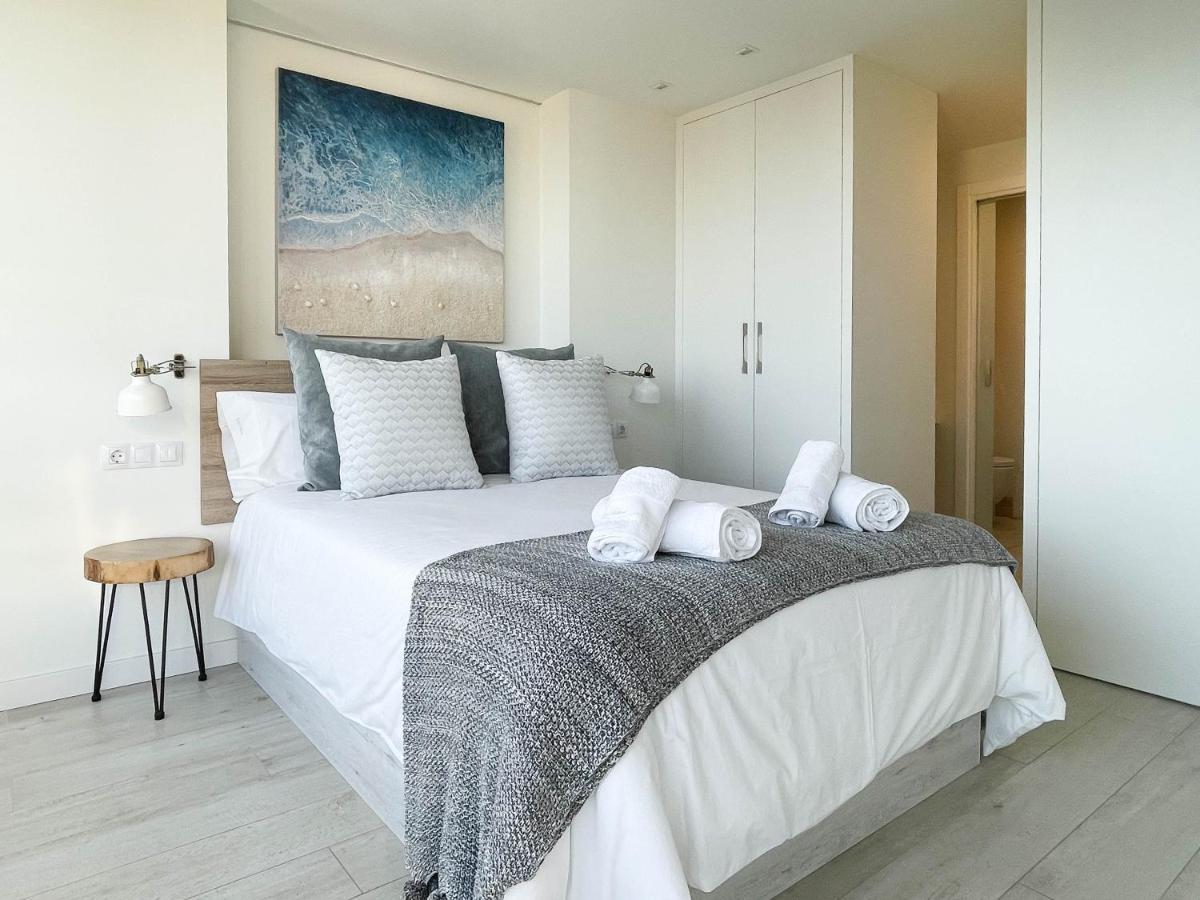 Tyba Deluxe Apartment Аликанте Экстерьер фото