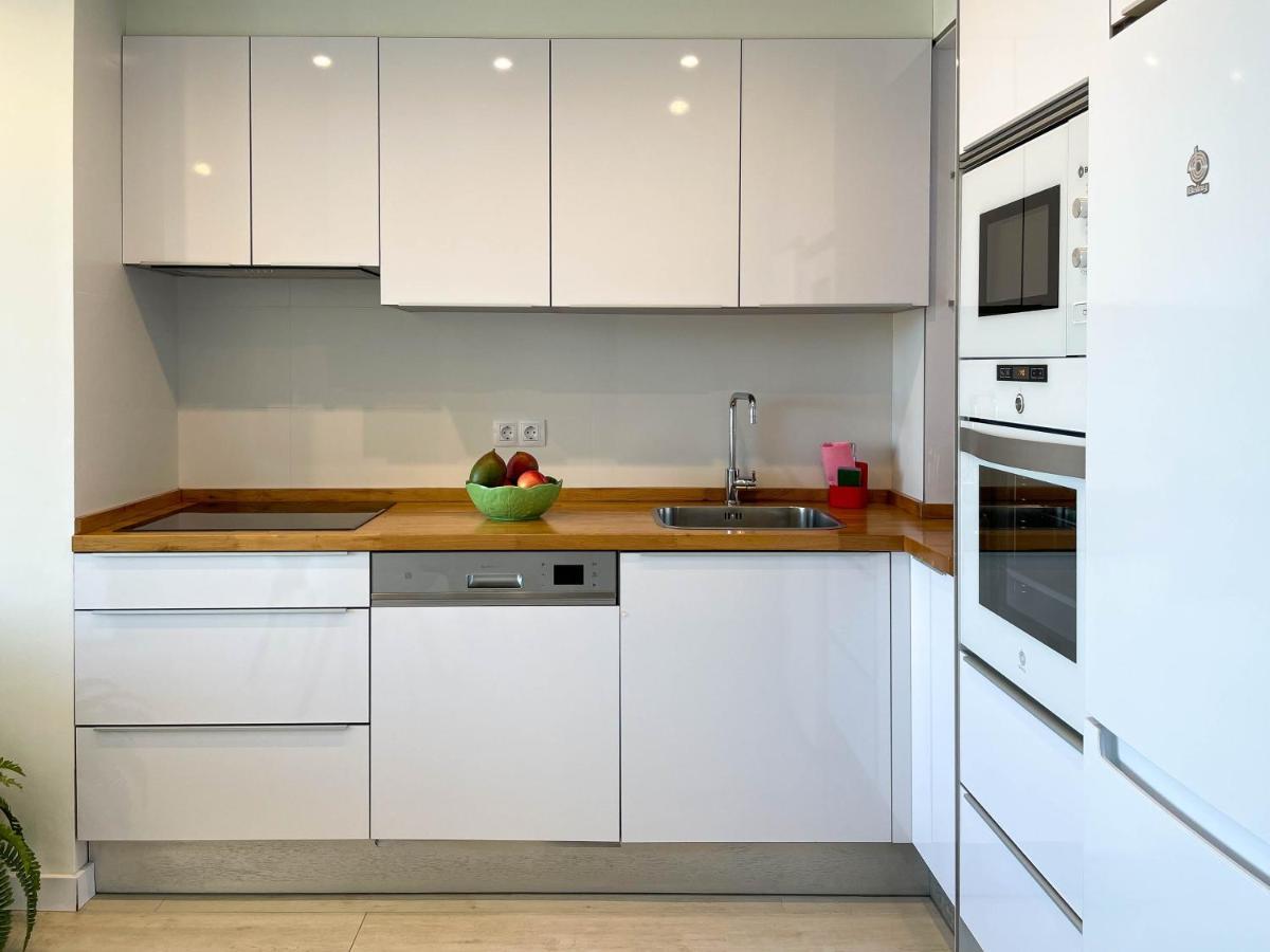 Tyba Deluxe Apartment Аликанте Экстерьер фото